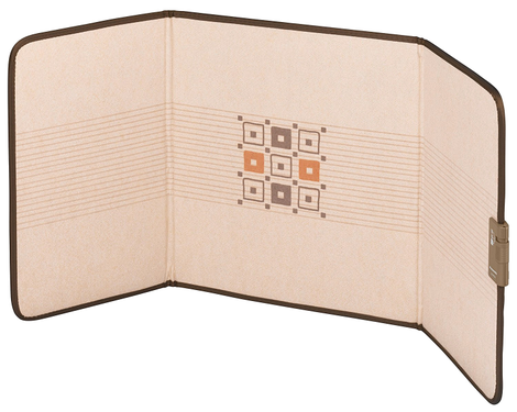 Illustration for article titled You Can Stash This Folding Under-Desk Heater in a Filing Cabinet Until You Get Cold